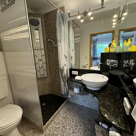 Frei 4 Compact Apartment *
